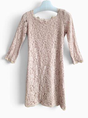 DVF Zarita Lace Mini Dress 4 Blush Nude Floral Sheath Cocktail Designer Party